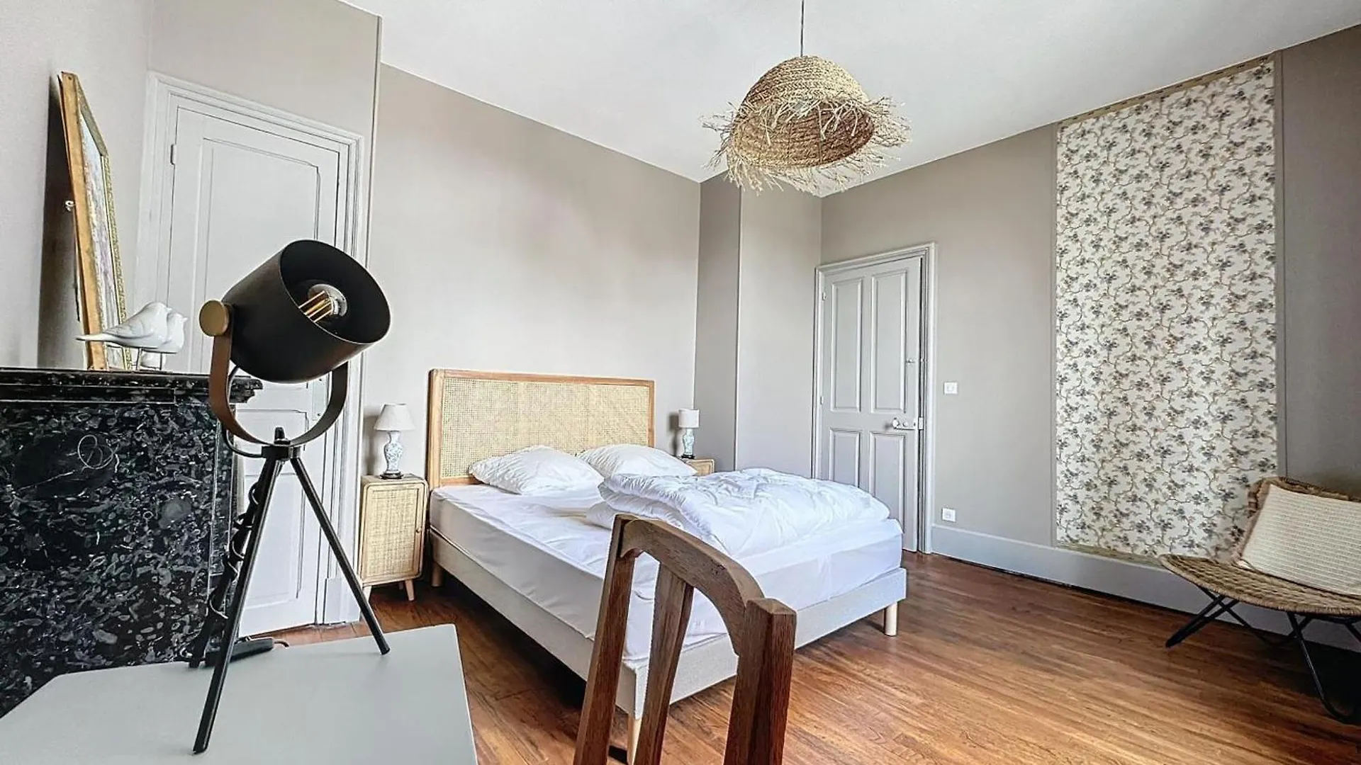 Holiday home Gite Tranquille Avec Jardin, Parking Et Wi-Fi A La Ferte-Hauterive - Fr-1-489-549 France