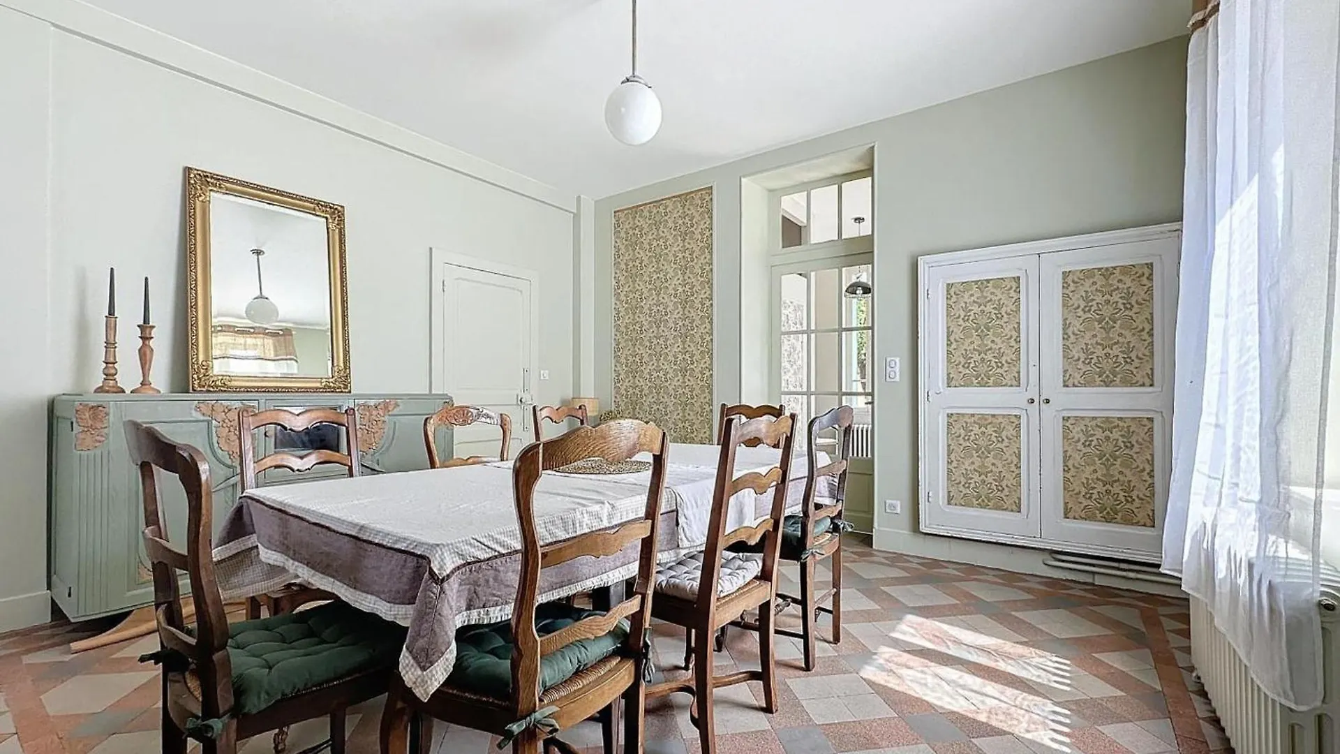 Gite Tranquille Avec Jardin, Parking Et Wi-Fi A La Ferte-Hauterive - Fr-1-489-549 0*,